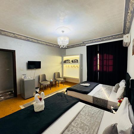 Pyramids Kingdom - Guest House Kafret el-Gabal Extérieur photo