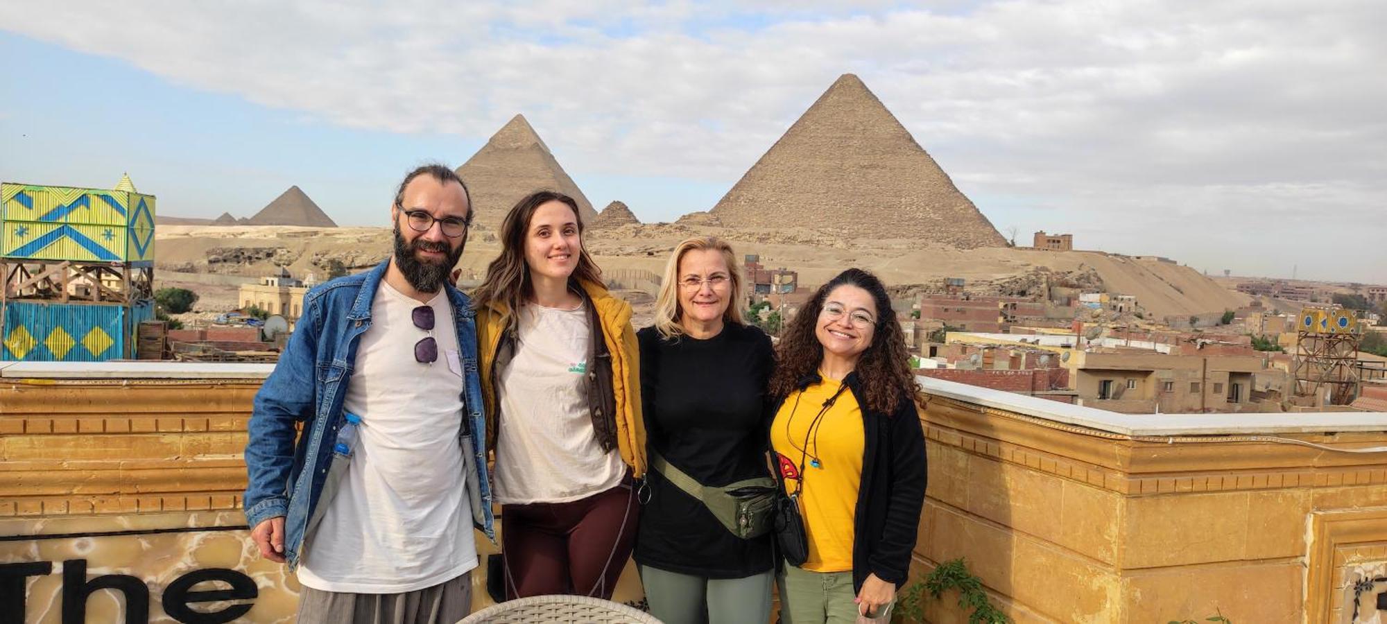 Pyramids Kingdom - Guest House Kafret el-Gabal Extérieur photo