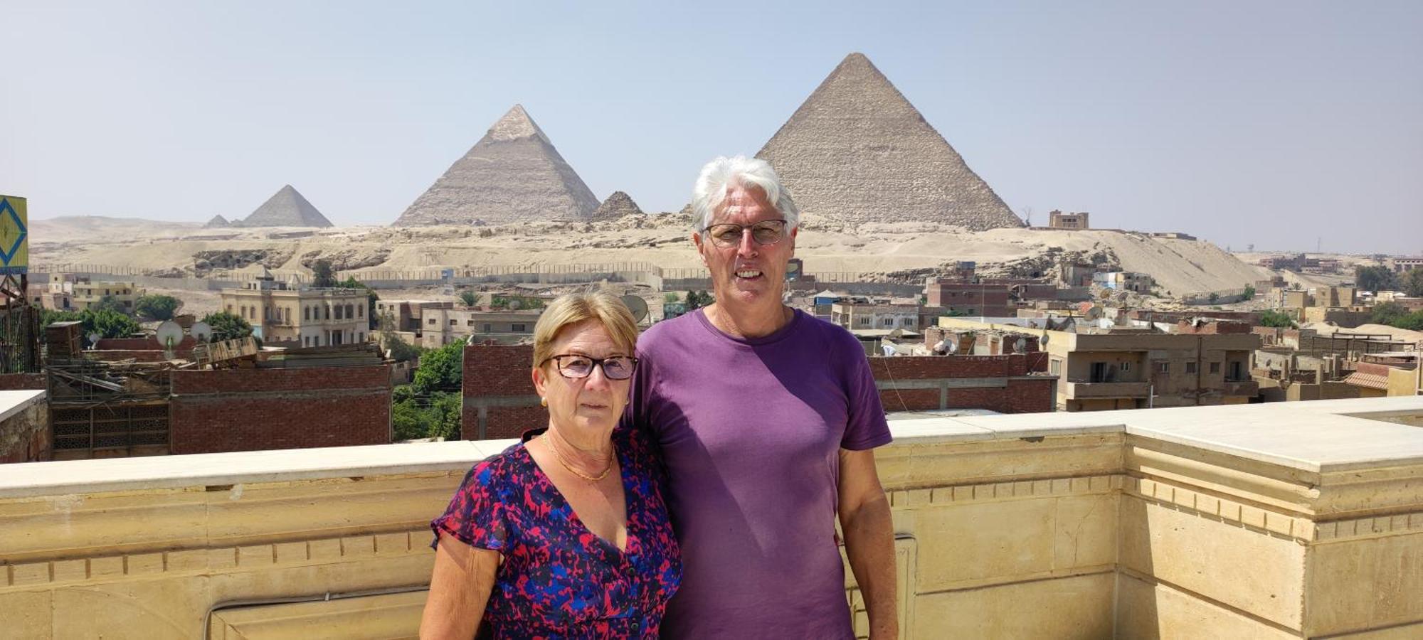 Pyramids Kingdom - Guest House Kafret el-Gabal Extérieur photo
