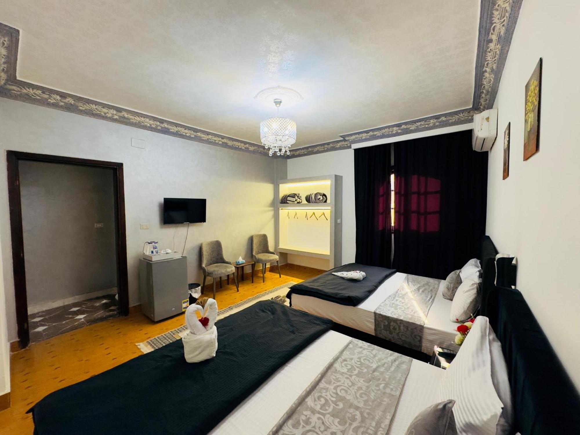 Pyramids Kingdom - Guest House Kafret el-Gabal Extérieur photo