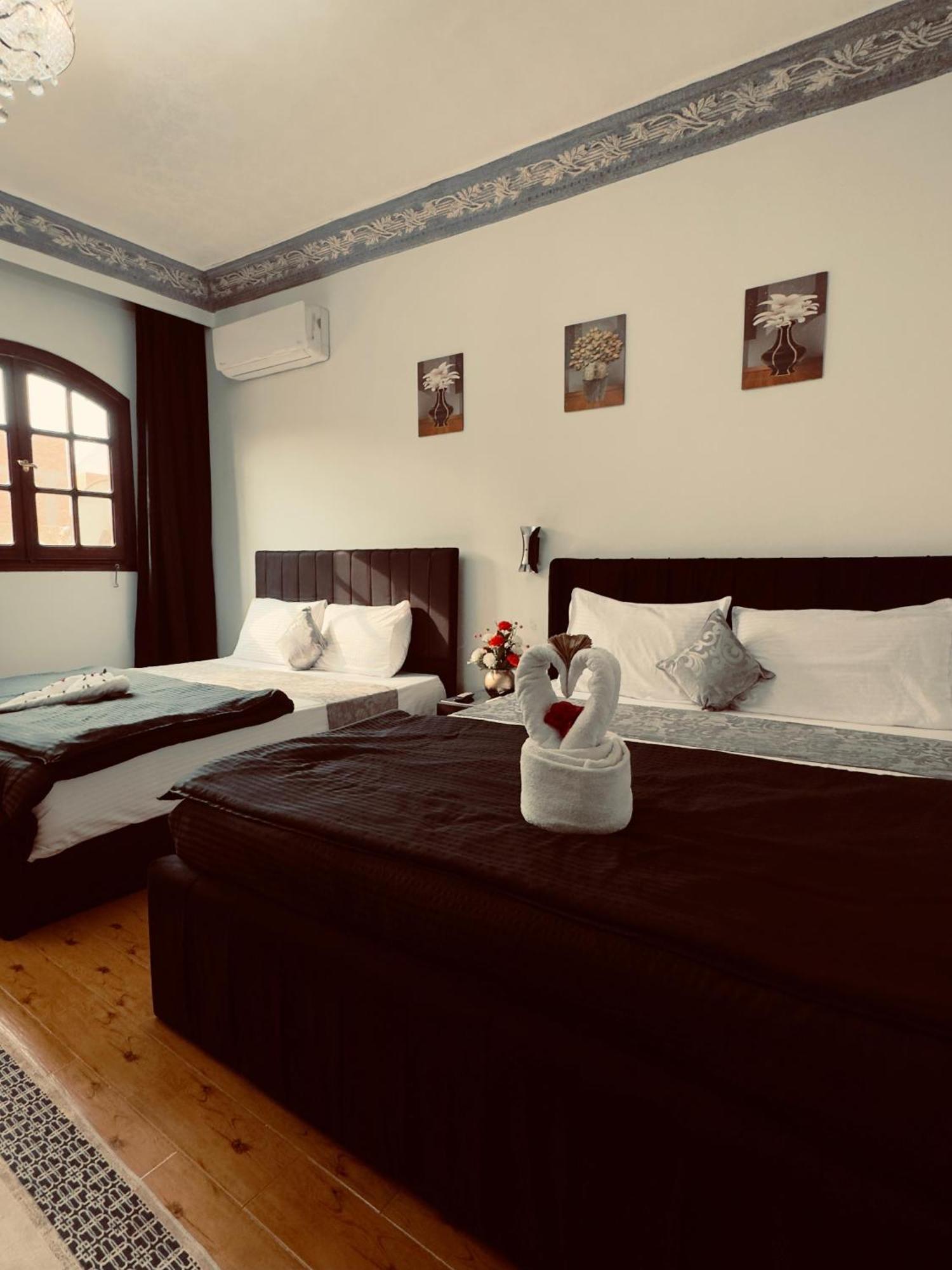 Pyramids Kingdom - Guest House Kafret el-Gabal Extérieur photo