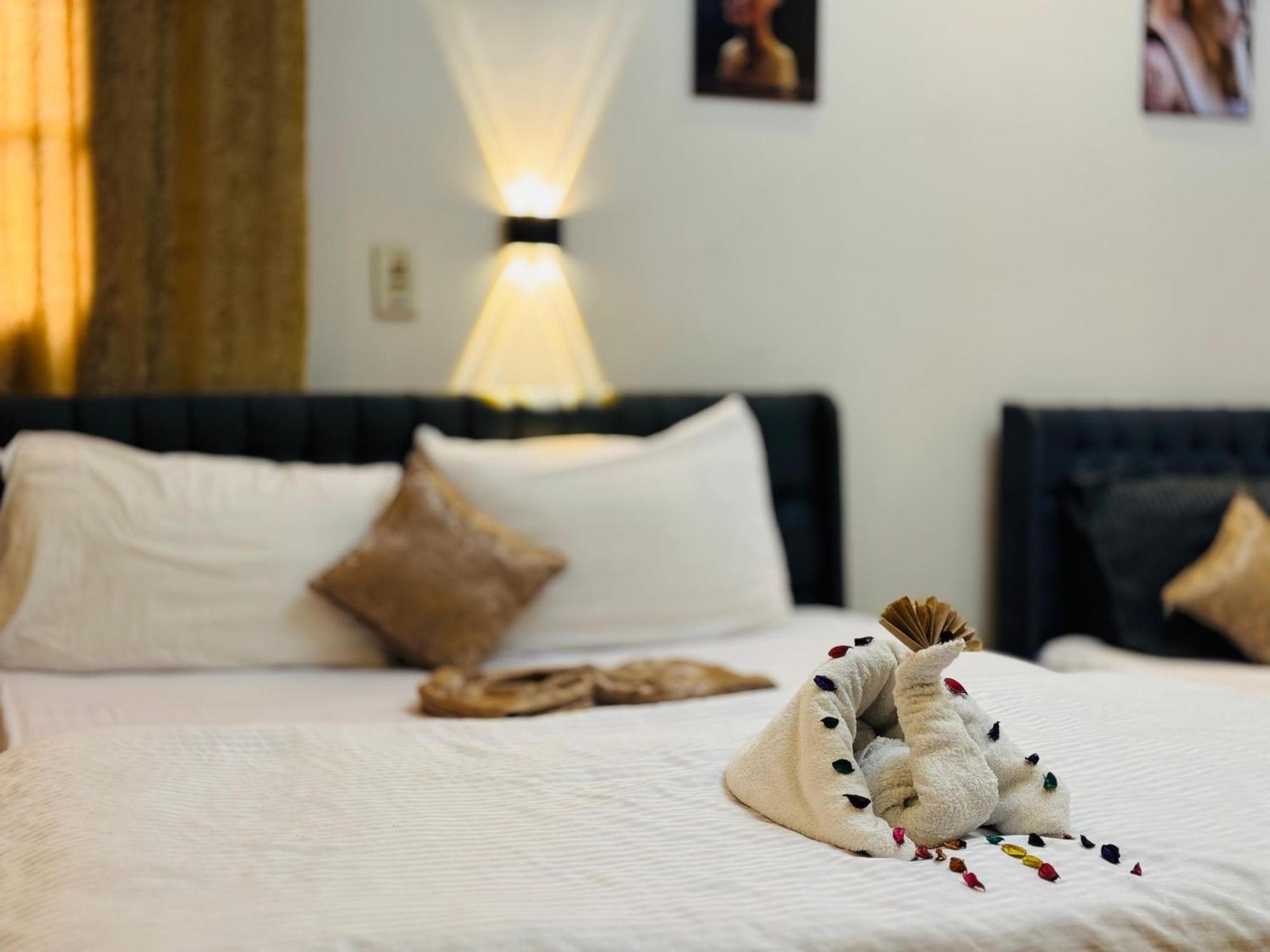 Pyramids Kingdom - Guest House Kafret el-Gabal Extérieur photo