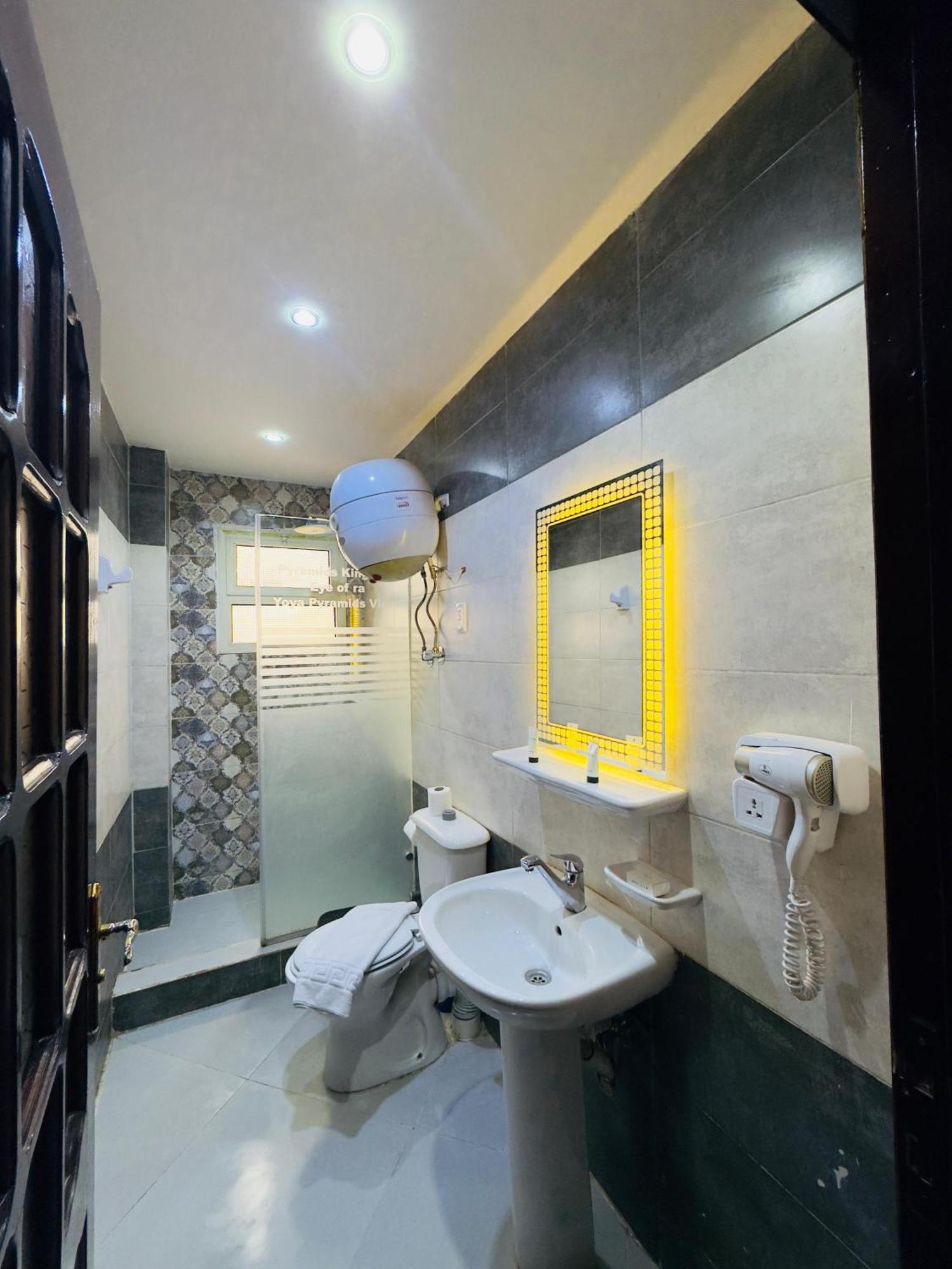 Pyramids Kingdom - Guest House Kafret el-Gabal Extérieur photo