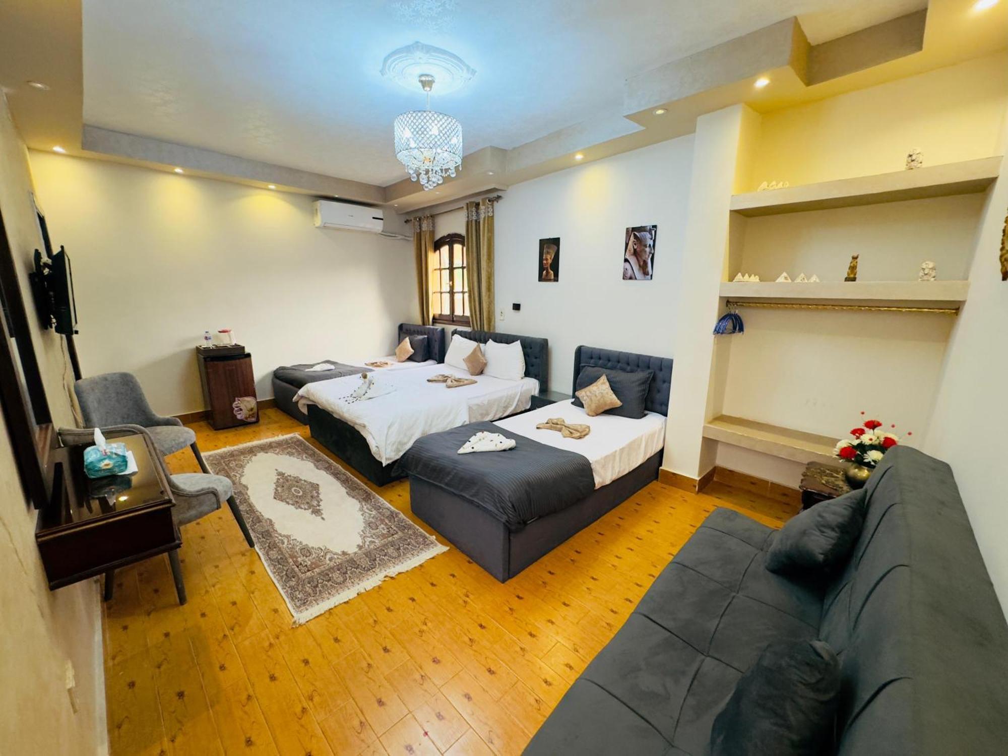 Pyramids Kingdom - Guest House Kafret el-Gabal Extérieur photo